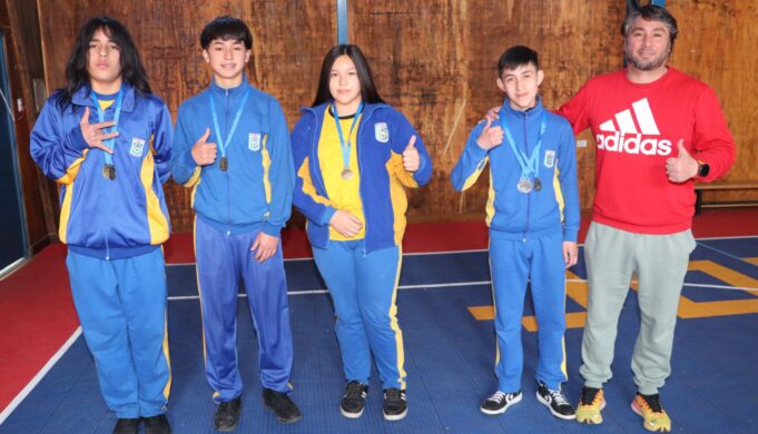 Estudiantes de la Escuela José Abelardo Núñez de Villarrica clasifican al Nacional de Atletismo