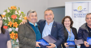 En el día de la atención primaria Teodoro Schmidt reconoció a 16 funcionarios de salud
