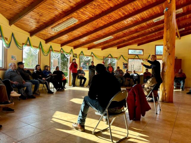 René Saffirio se reunió con pescadores artesanales de La Barra y Queule para proyectar mejoras a la actividad económica costera