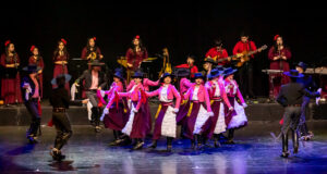 Exitosa gala del Ballet Folclórico Infantil de Temuco (BAFOTITO) reunió a más de 900 personas en el Municipal de Temuco