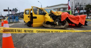 Con impactante simulacro de colisión vehicular buscan prevenir accidentes de tránsito en fiestas patrias en Pitrufquén
