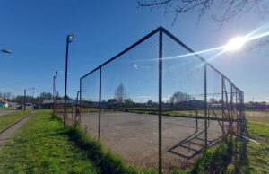 Anuncian mejoramiento de multicancha del sector el alto de Pitrufquén