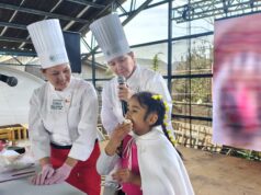 Master Class de chefs de la universidad Santo Tomás encanta al público en la fiesta de la chilenidad en Pitrufquén