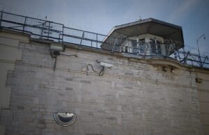 A presidio perpetuo fue condenado un hombre por violación y exhibición de pornografía infantil en Padre Las Casas