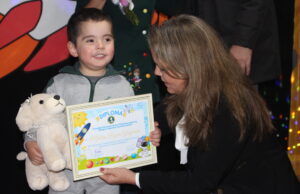 Realizan reconocimiento a Mateo Reyes Guzmán, estudiante de Gorbea que irá a la NASA