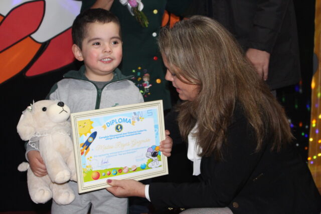 Realizan reconocimiento a Mateo Reyes Guzmán, estudiante de Gorbea que irá a la NASA