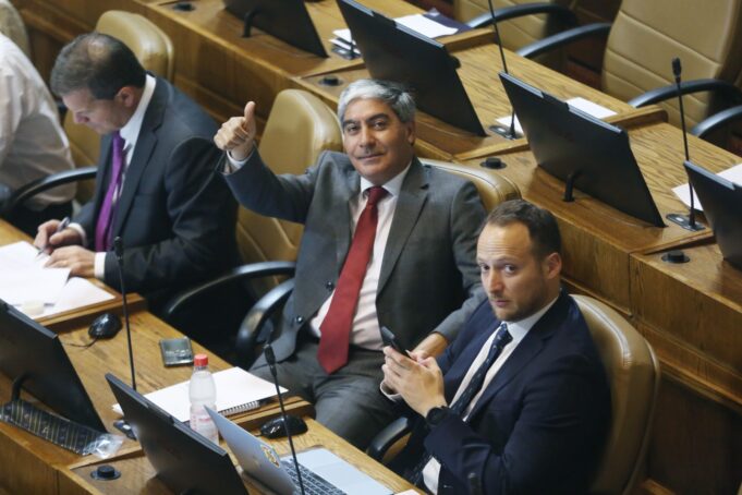 Cámara aprueba proyecto del diputado Henry Leal que exime a maquinaria agrícola de nueva normativa ambiental y evita impacto en productores