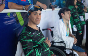 3 medallas aportaron a La Araucanía los puconinos Génesis González y Carlos Peñaloza en la paranatación