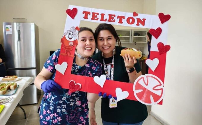 Cesfam de Pitrufquén realiza completón y bazar solidario para reunir fondos para la Teletón