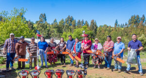 Por un monto de 10 millones de pesos: entrega de maquinarias e insumos agrícolas en Teodoro Schmidt
