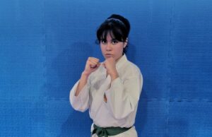 El karate: un camino de disciplina, pasión y superación personal para Fher Araya, una joven deportista de Gorbea