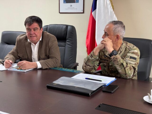 Eduardo Abdala lidera su primer comité policial como delegado presidencial en La Araucanía: compromisos reforzados en seguridad y desarrollo regional