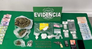 Carabineros detiene a sujetos en plena transacción de drogas en Villarrica