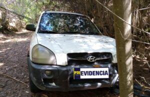 Recuperan vehículo con encargo por robo en Villarrica: estaba abandonado y con patentes clonadas