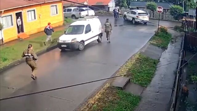 Carabineros desarticula banda dedicada al robo con violencia a conductores en Carahue: ocho jóvenes detenidos