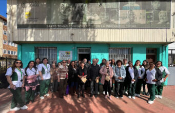 Estudiantes de Técnico Farmacia de Santo Tomás Temuco promueven el uso de hierbas medicinales en Padre Las Casas