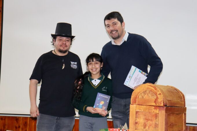 Con entretenida tertulia la biblioteca municipal de Gorbea celebra sus 57 años de historia en la comuna