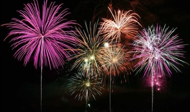 Municipalidad de Pucón confirmó celebración de año nuevo con show de fuegos artificiales