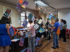 Biblioteca municipal de Pitrufquén adquiere más de 70 nuevos títulos para lectura