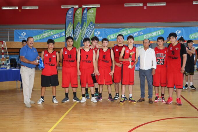 Colegio Humanidades de Villarrica venció en el campeonato de básquetbol de enseñanza media primavera 2024
