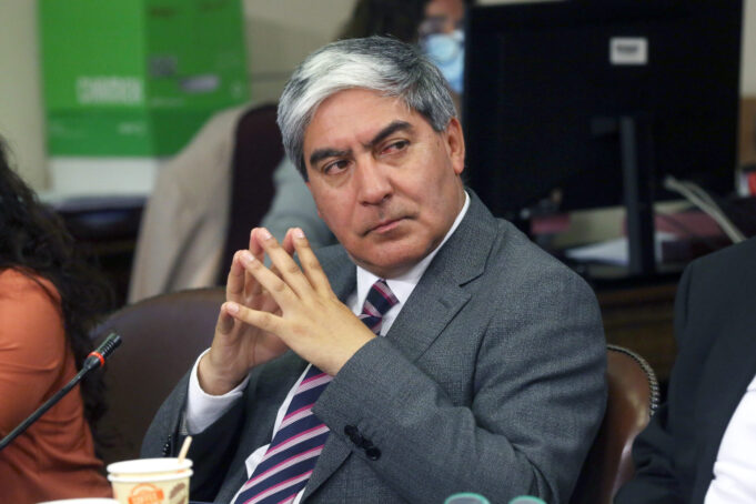 Diputado Henry Leal respalda proyecto de ley que faculta al Gobierno a ordenar la expulsión de extranjeros por razones de orden público