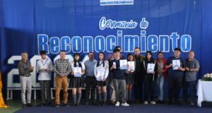 El liceo Bicentenario de Excelencia Monseñor Guillermo Hartl de Pitrufquén celebra a sus estudiantes destacados del año 2024