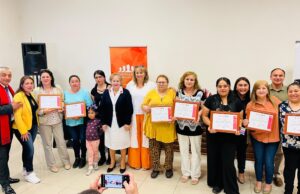 Cerca de cien emprendedores y emprendedoras de Pitrufquén son capacitados en nuevos oficios labores