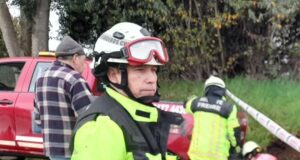 Bomberos de Freire rinden homenaje a Jorge Aravena por sus 50 años de servicio a la comunidad