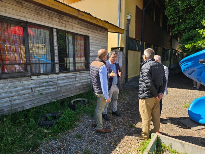 Alcalde de Pucón denuncia en fiscalia posible malversación de fondos viculados al departamento de educación