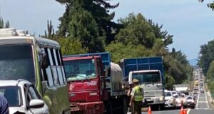 Accidente vehicular en la ruta Freire – Villarrica deja cuatro personas lesionadas