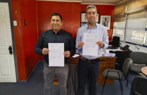 Municipalidad de Freire firma importante convenio con la Federación Nacional de Atletismo