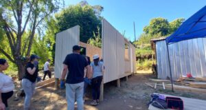 Programa Techo para Chile instala cuatro viviendas sociales a personas mayores vulnerables de Pitrufquén