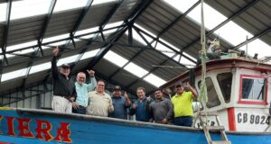 Gobernador Saffirio se reúne con pescadores de Toltén para impulsar el desarrollo de la pesca artesanal en La Araucanía