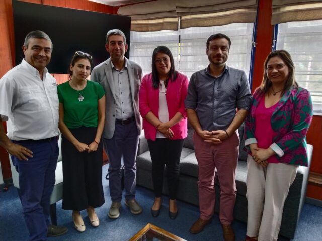 Alcalde de Freire y seremi de Desarrollo social abordaron importantes temáticas para la comuna