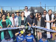 Subsecretaria del deporte Emilia Rios visita Loncoche e inaugura nueva cancha sintética en villa Los Héroes