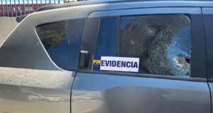 jóvenes fueron sorprendidos intentando robar un vehículo en Temuco