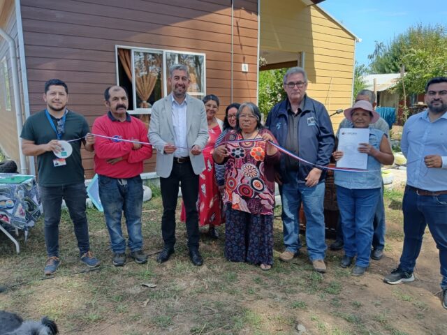 Inauguran 13 Viviendas para Familias del Sector Rural en Freire