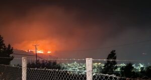 Traiguén en alerta roja por incendios forestales: suspenden clases y habilitan albergues