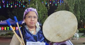 Casa de la mujer y equidad de género de Pitrufquén conmemoró día internacional de la mujer con emotiva intervención urbana