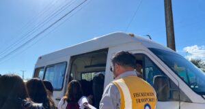 Pitrufquén: seremi de transporte realiza fiscalización preventiva al transporte escolar en villa Comuy para garantizar seguridad de estudiantes