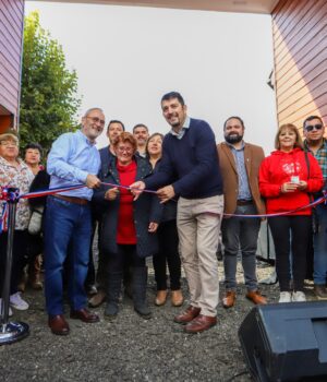 Gorbea impulsa el desarrollo local con la inauguración del nuevo mercado municipal en sector estación