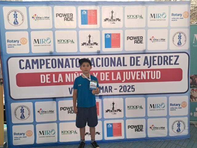 Alumno de 5° básico representó a Melipeuco en torneo nacional de ajedrez realizado en Viña del Mar