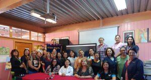Escuela Las Américas de Pitrufquén conmemora el Día de la Mujer con conversatorio junto a mujeres destacadas de la comuna
