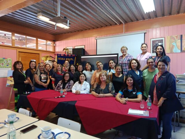 Escuela Las Américas de Pitrufquén conmemora el Día de la Mujer con conversatorio junto a mujeres destacadas de la comuna