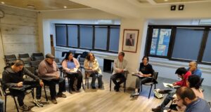 Alcalde de Freire acompañó a dirigentes en reunión con Vialidad para evaluar trabajos de mantención y mejoramiento de caminos