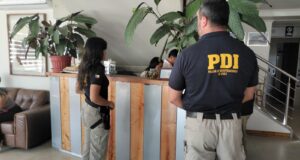 PDI fiscaliza ciudadanos extranjeros en restaurantes y locales comerciales del sector céntrico de Angol