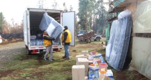 Club De Leones Internacional apoyó con insumos de primera necesidad a familias afectadas por recientes incendios en Pitrufquén