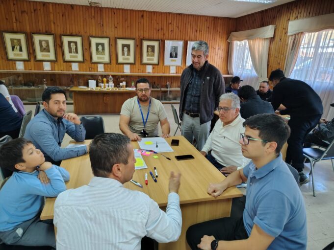 Freirinos participan de taller para gestionar acciones frente al cambio climático