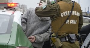Tres personas fueron detenidas por agredir a Carabineros en procedimiento por violencia intrafamiliar en Pitrufquén