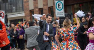 Gorbea celebró sus 121 años con un emotivo acto cívico y desfile en el centro de la comuna